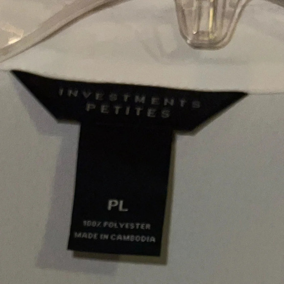 INVESTMENT petites white blouse - Picture 3 of 4